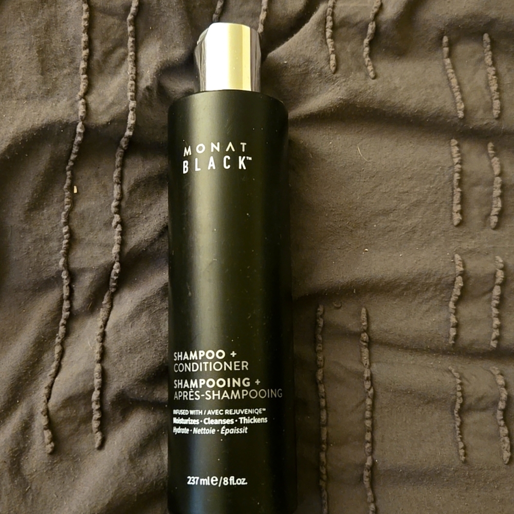 Monat Black Shampoo + Conditioner